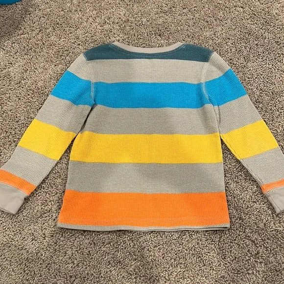 Cat&Jack long sleeve shirt - Picture 2 of 2